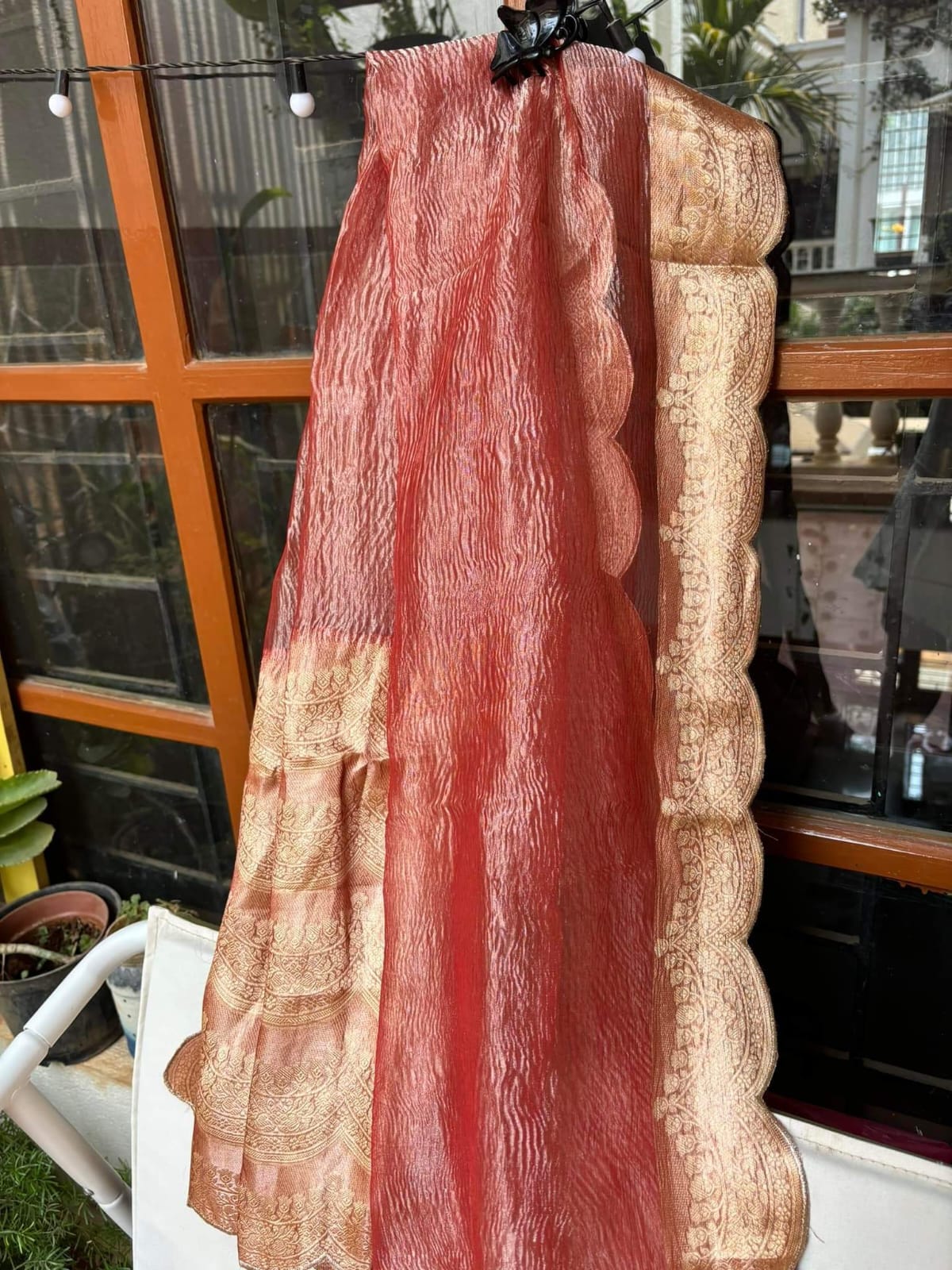 Pure banarasi crushed tissue silk saree with scallop hand embroidery border