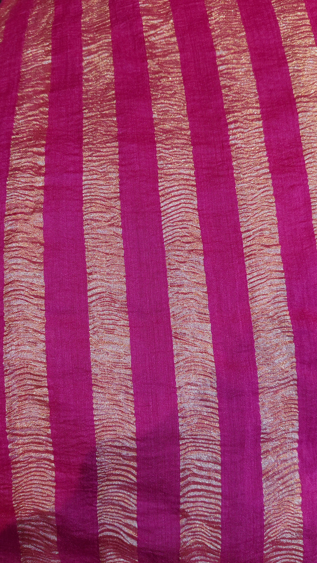 Pure moonga crushed tissue silk saree
