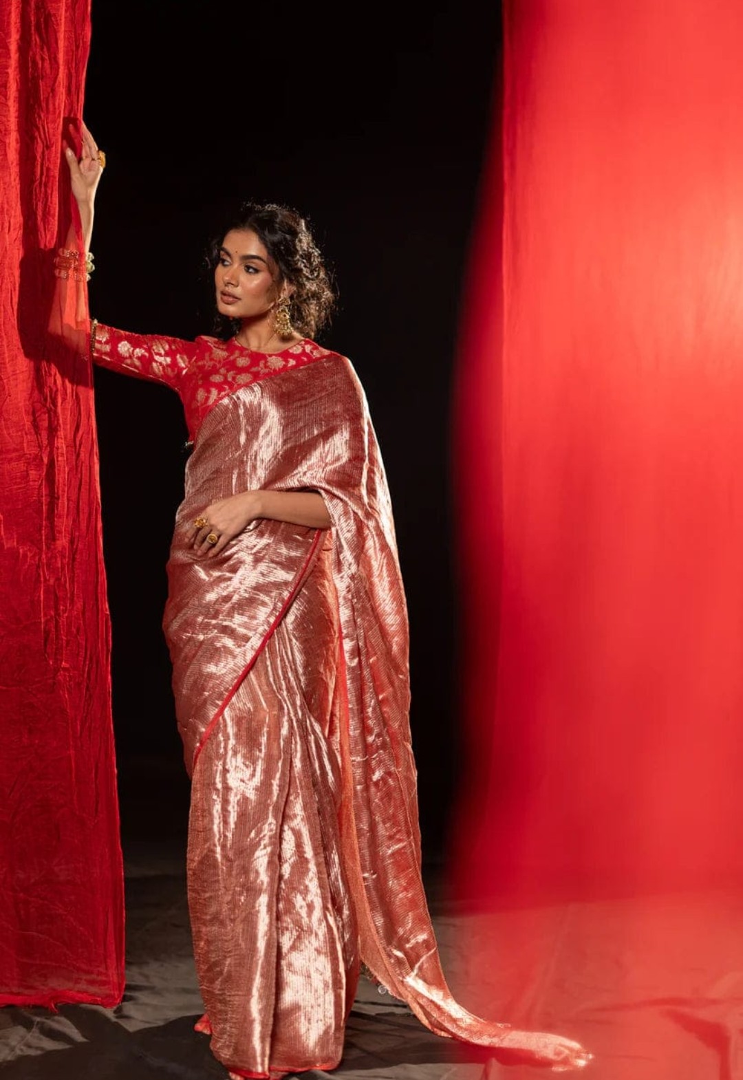 Pure tissue silk saree