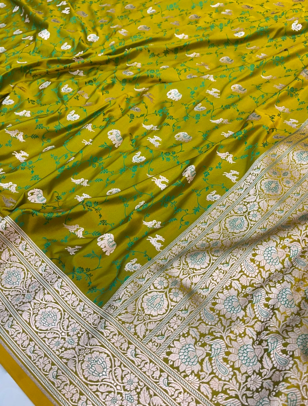 Banarasi mashru silk saree in shikargah pattern